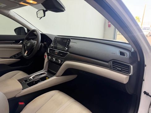 Used 2020 Honda Accord EX image 21