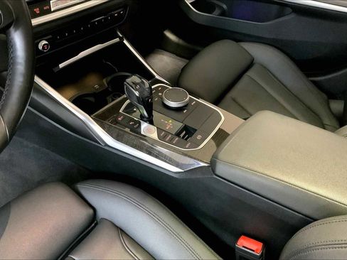 Used 2019 BMW 330i xDrive Sedan w/ Convenience Package image 16