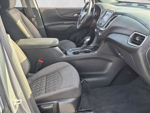 Used 2024 Chevrolet Equinox LT FWD image 20
