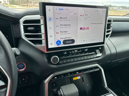 Used 2024 Toyota Sequoia Platinum image 16