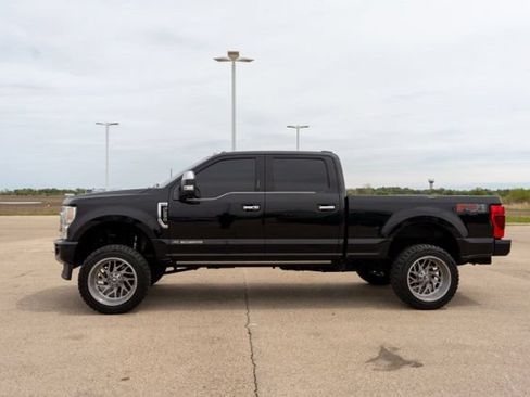 Used 2020 Ford F250 Platinum AWD/4WD image 4