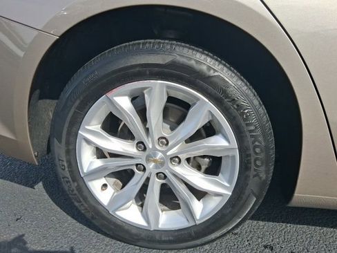 Used 2024 Chevrolet Malibu LT image 8