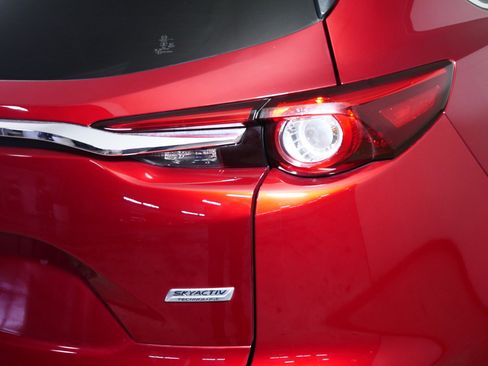 Used 2019 MAZDA CX-9 Touring image 17