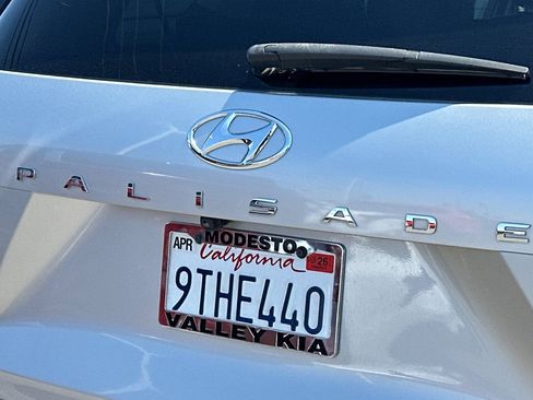 Used 2024 Hyundai Palisade SEL FWD image 25