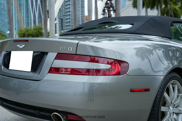 Used 2006 Aston Martin DB9 Volante RWD image 55