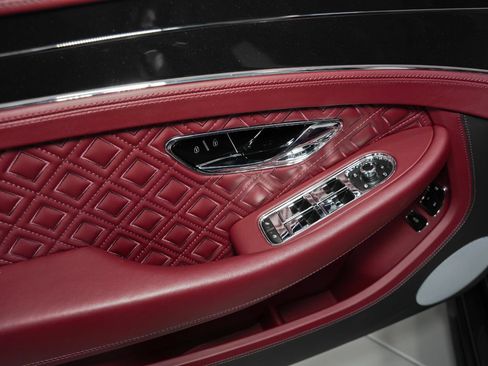 Used 2021 Bentley Continental GT V8 AWD/4WD image 52