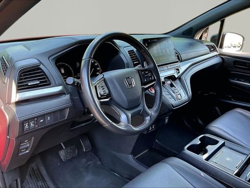 Used 2025 Honda Odyssey Sport-L image 14
