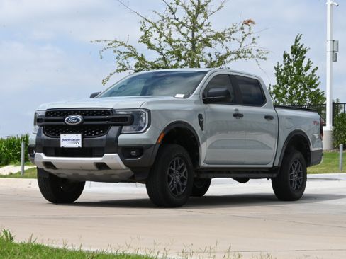 Used 2024 Ford Ranger XLT w/ FX4 Off-Road Package AWD/4WD image 5