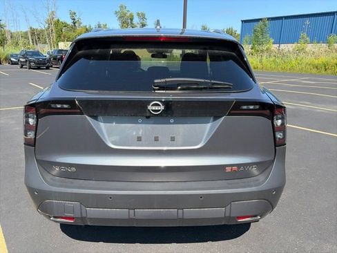 Used 2025 Nissan Kicks SR AWD/4WD image 5