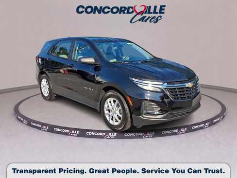 Used 2023 Chevrolet Equinox LS FWD image 1