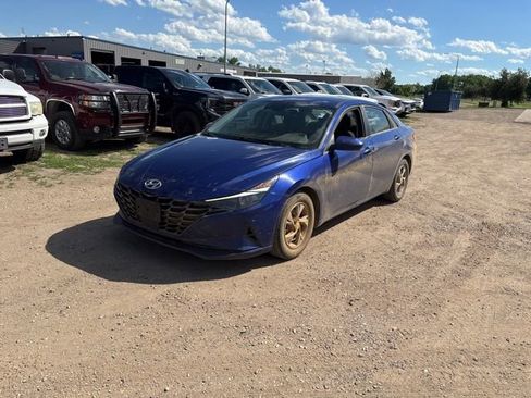 Used 2021 Hyundai Elantra SE FWD image 6