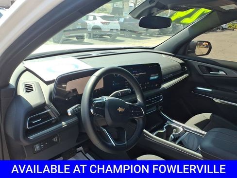 Certified 2024 Chevrolet Traverse LT w/ LPO, Floor Liner Package FWD image 14