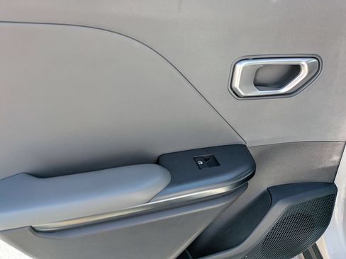 Used 2025 Kia K4 FWD image 25