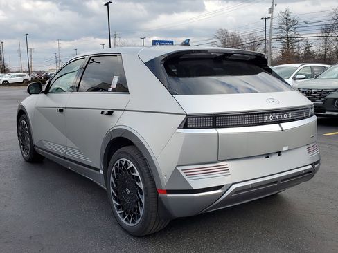 New 2024 Hyundai Ioniq 5 Limited image 6