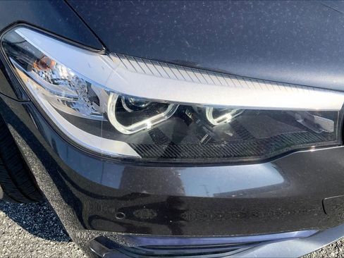 Used 2020 BMW 540i w/ Premium Package RWD image 26