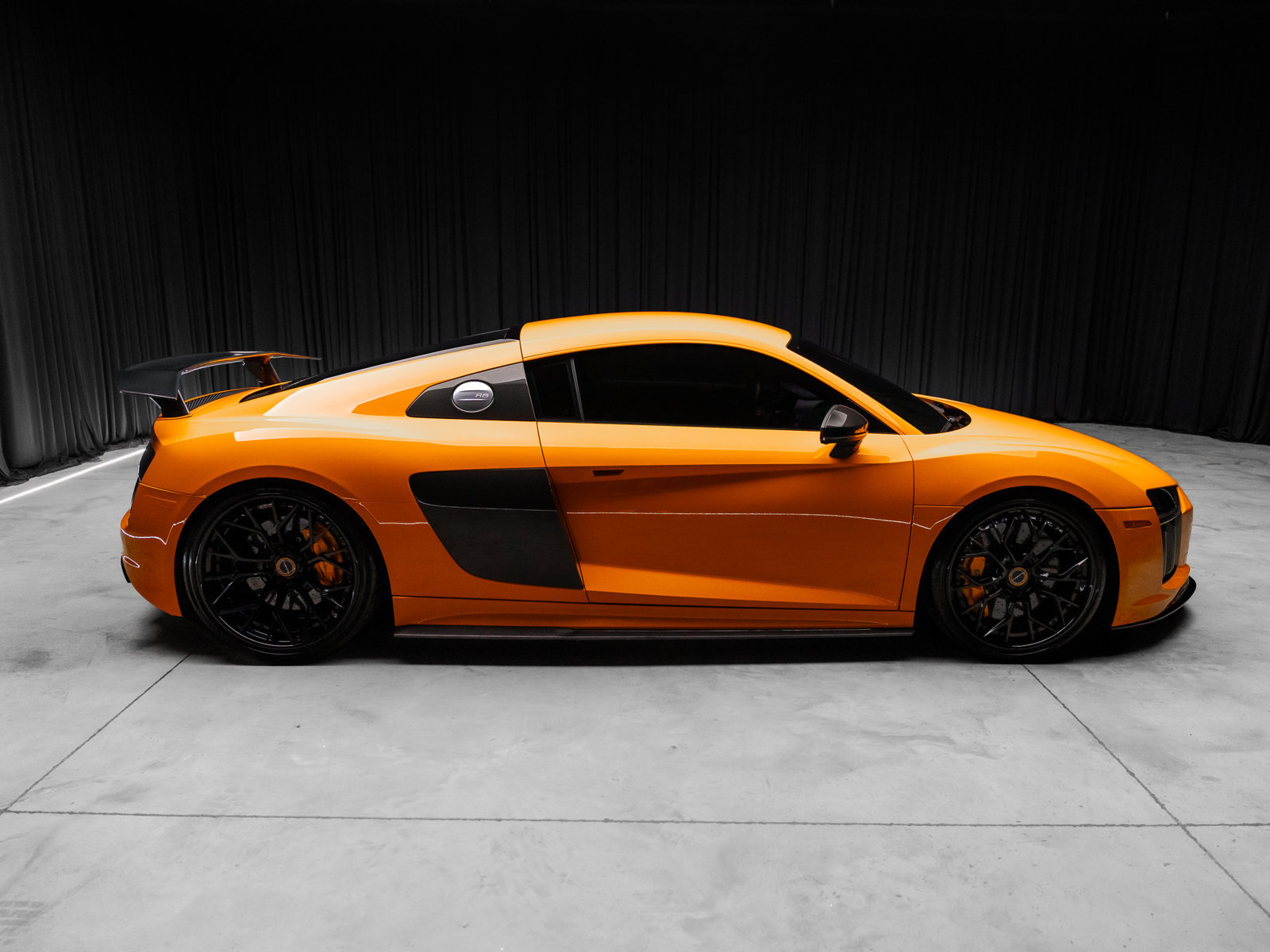 Used 2017 Audi R8 V10 plus AWD/4WD image 12