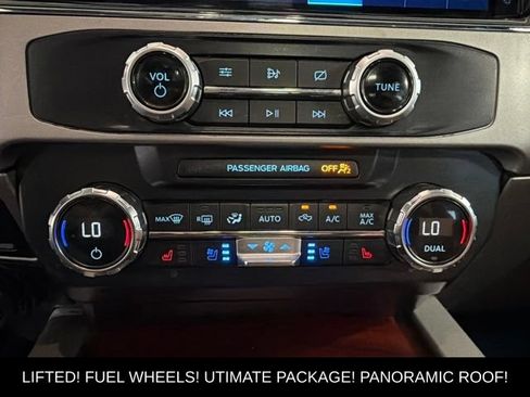 Used 2022 Ford F350 King Ranch w/ King Ranch Ultimate Package AWD/4WD image 28