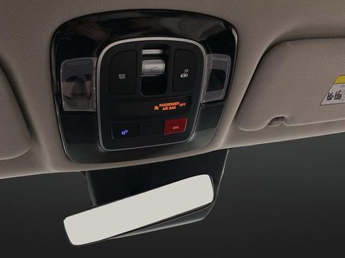 New 2025 Hyundai Sonata Limited image 28