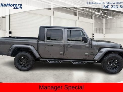 Used 2021 Jeep Gladiator Sport AWD/4WD image 2