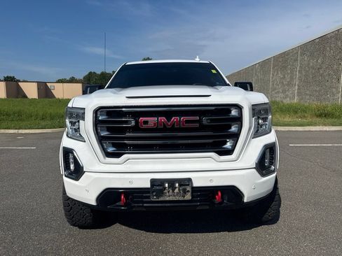 Used 2020 GMC Sierra 1500 AT4 w/ AT4 Premium Package AWD/4WD image 2