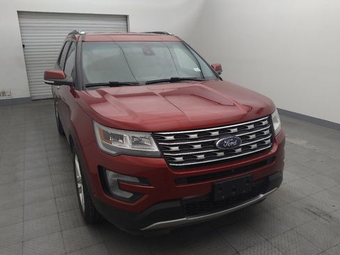 Used 2016 Ford Explorer Limited w/ Equipment Group 301A FWD image 14