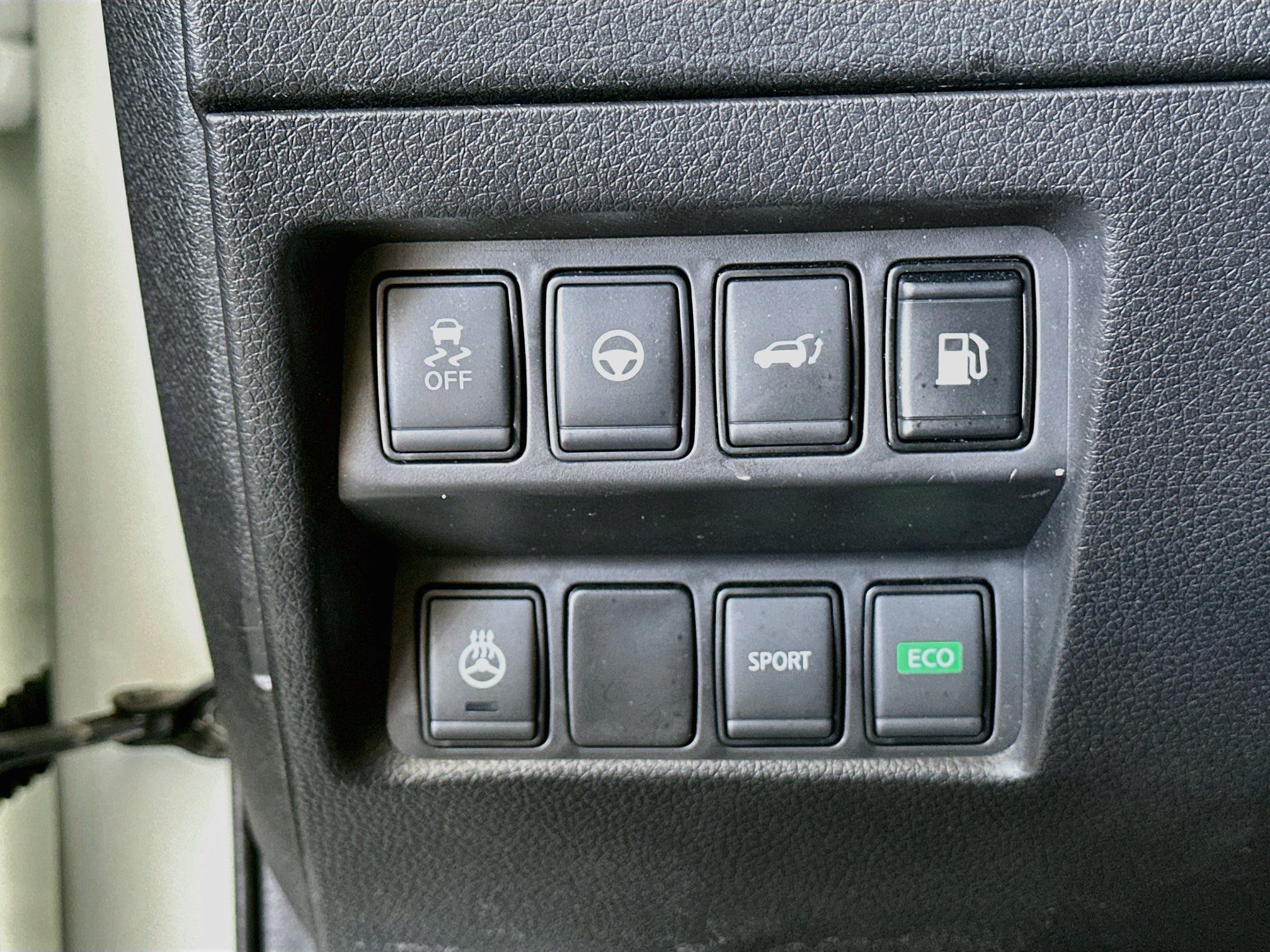 Used 2020 Nissan Rogue SL w/ Premium Package FWD image 17