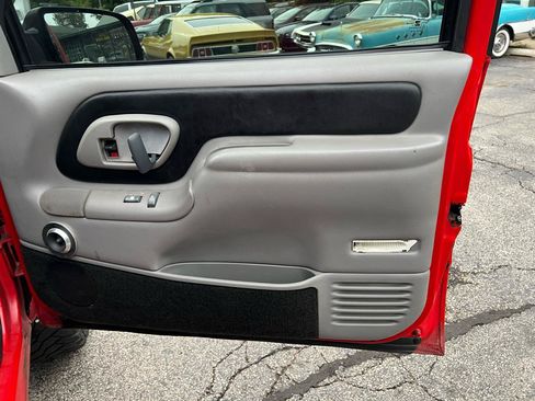 Used 1997 Chevrolet Silverado 1500 4x4 Extended Cab image 16