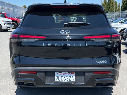 Used 2025 INFINITI QX60 Luxe FWD image 4