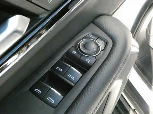 Certified 2025 GMC Yukon Denali image 29