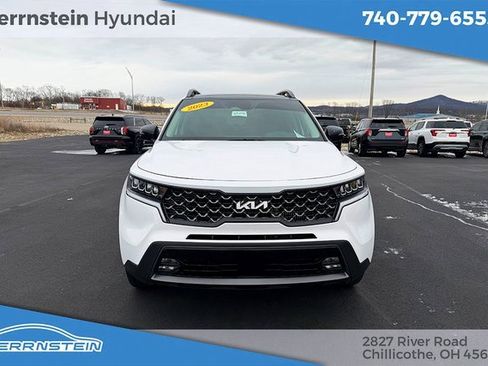 Used 2023 Kia Sorento X-Line EX image 2