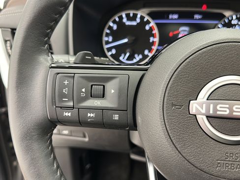 Used 2023 Nissan Rogue SL w/ SL Premium Package AWD/4WD image 17