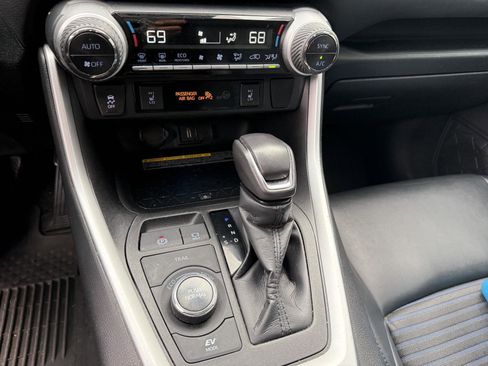 Used 2021 Toyota RAV4 XSE image 13