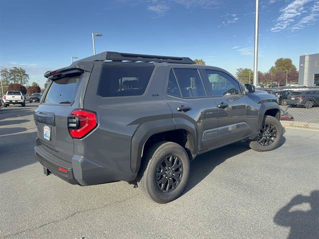 Used 2026 Toyota 4Runner SR5 AWD/4WD image 2