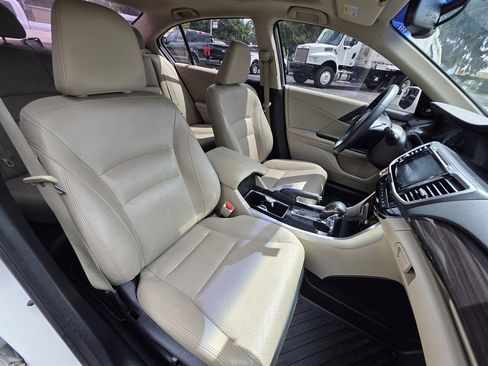 Used 2017 Honda Accord EX-L image 33