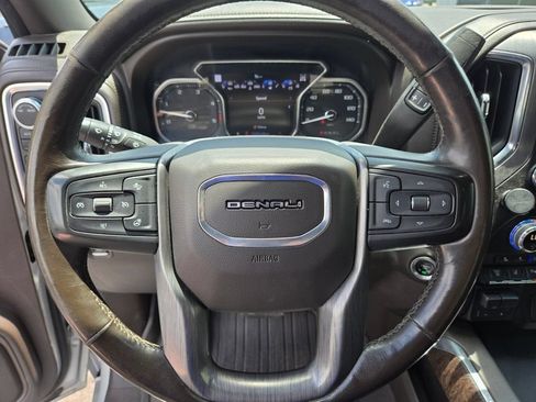 Used 2020 GMC Sierra 2500 Denali w/ Denali Ultimate Package AWD/4WD image 33