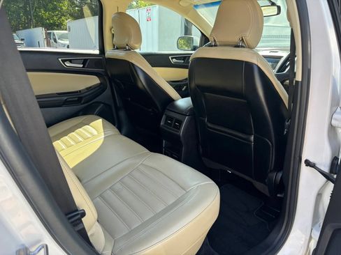 Used 2015 Ford Edge SEL w/ Equipment Group 201A AWD/4WD image 56