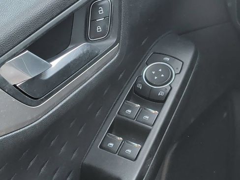 Used 2020 Ford Escape SE AWD/4WD image 16