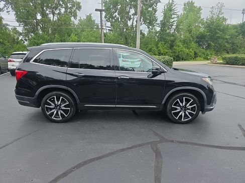 Used 2019 Honda Pilot Touring image 9