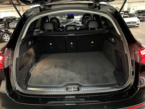 Used 2025 Mercedes-Benz GLC 350e 4MATIC image 16