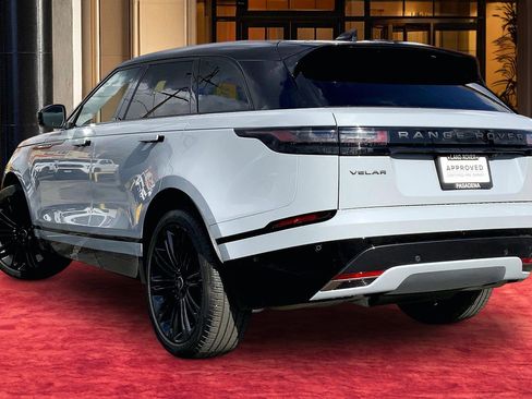 Used 2025 Land Rover Range Rover Velar Dynamic SE image 10