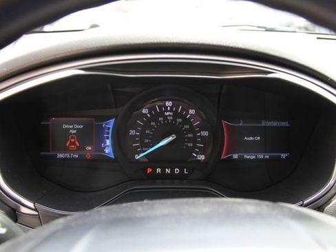 Used 2020 Ford Fusion SE FWD image 23
