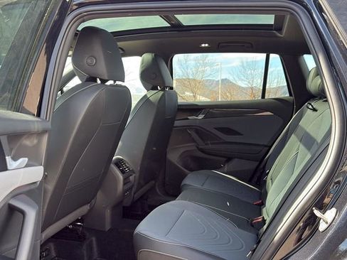 New 2026 Volkswagen Tiguan SE R-Line AWD/4WD image 8