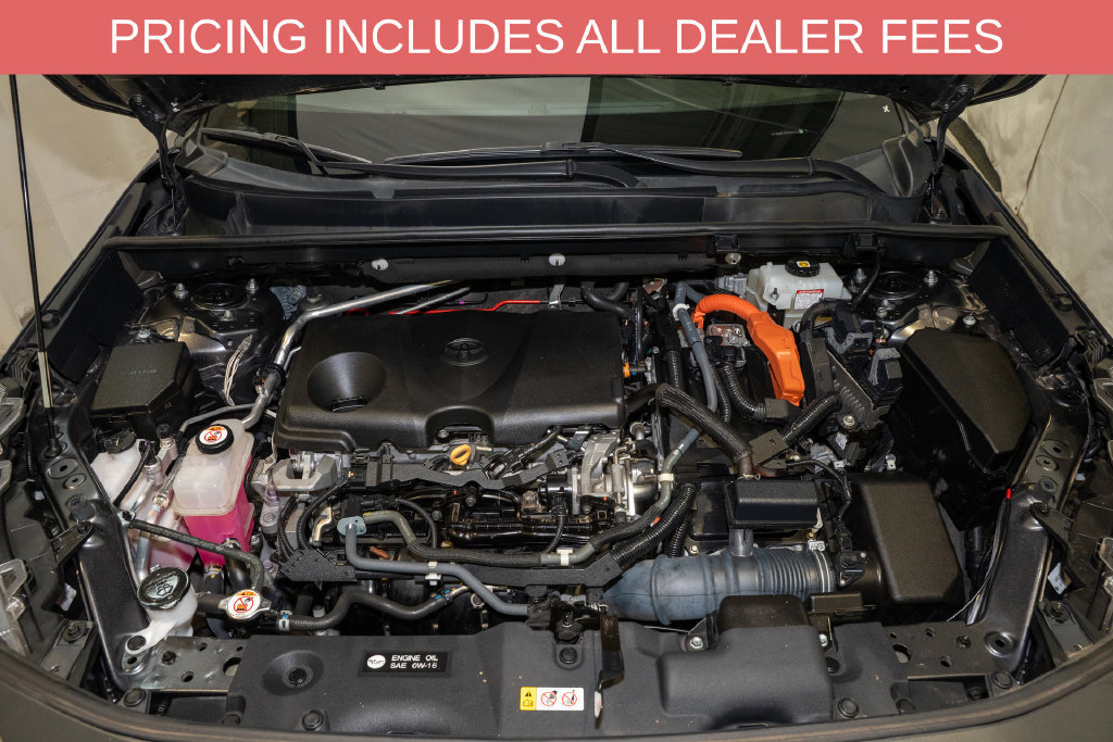 Used 2021 Toyota RAV4 XLE AWD/4WD image 18