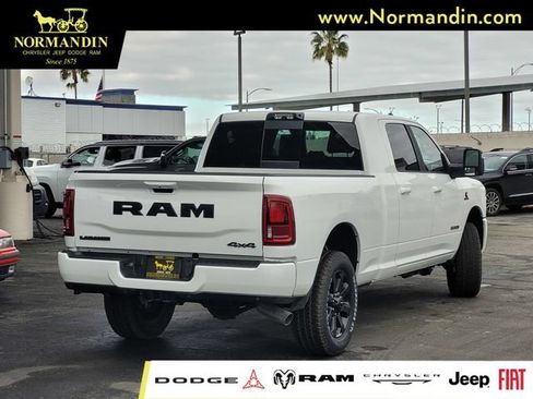New 2026 RAM 2500 Laramie w/ Night Edition AWD/4WD image 4