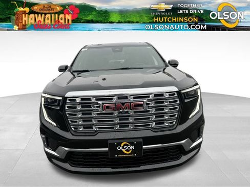 Used 2024 GMC Acadia Denali w/ LPO, Floor Liner Package image 8