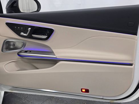 New 2026 Mercedes-Benz CLE 300 4MATIC Cabriolet image 25