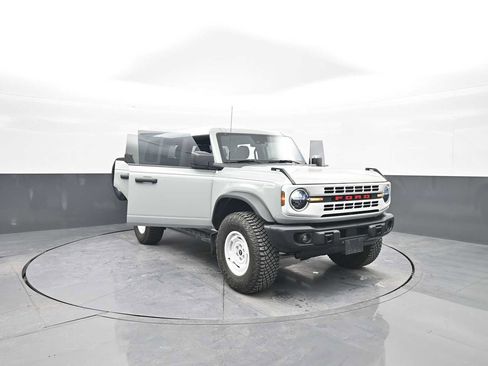 Used 2023 Ford Bronco Heritage Edition image 92