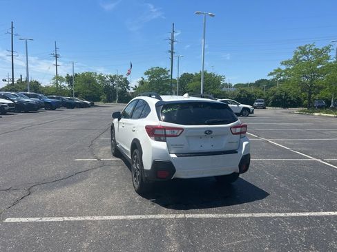 Used 2019 Subaru Crosstrek 2.0i Limited w/ Moonroof Package w/Navigation AWD/4WD image 3