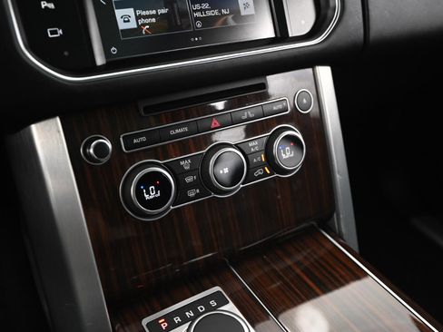 Used 2016 Land Rover Range Rover HSE image 26