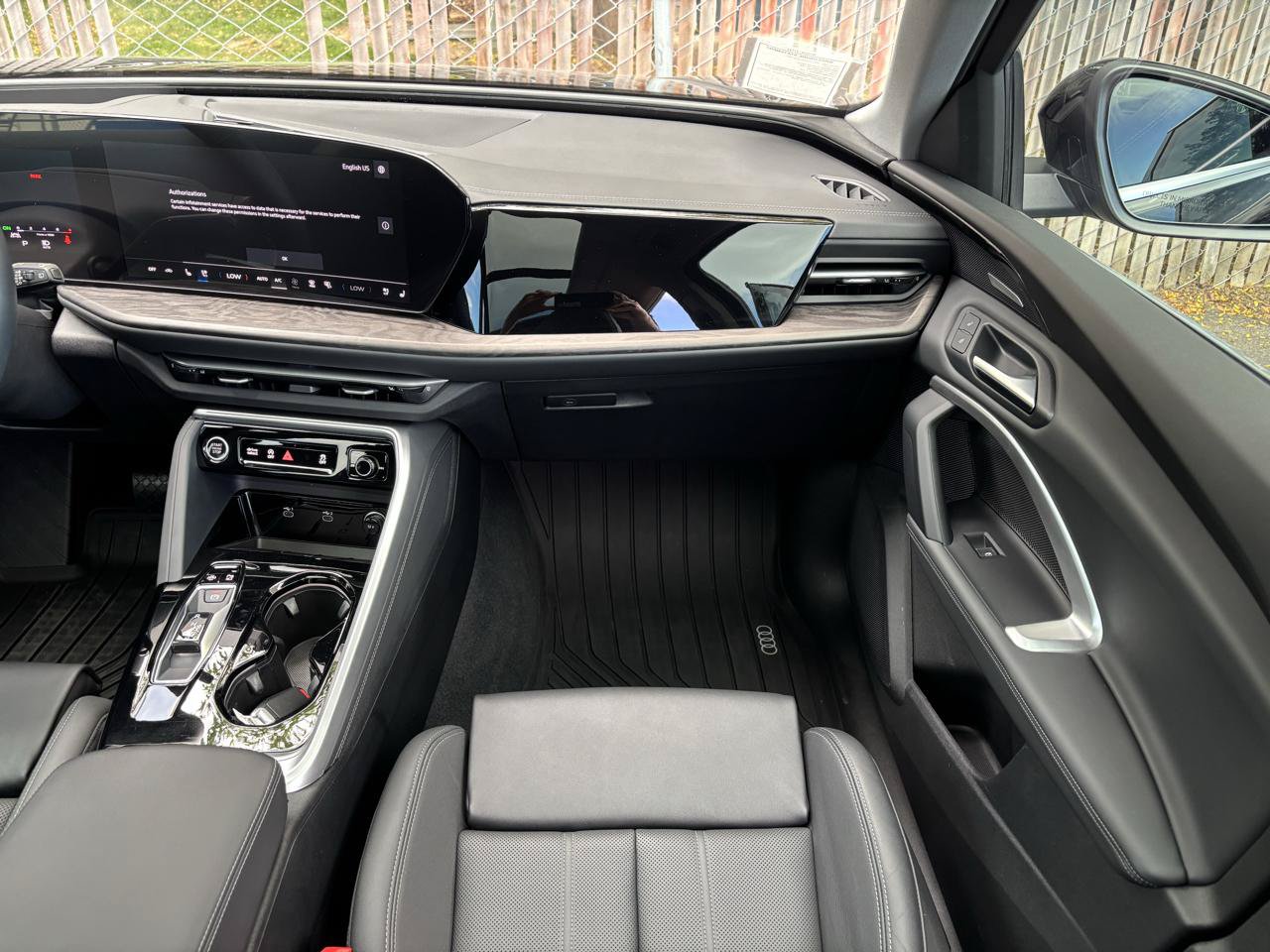 Used 2025 Audi Q5 Premium Plus w/ Premium Plus AWD/4WD image 9